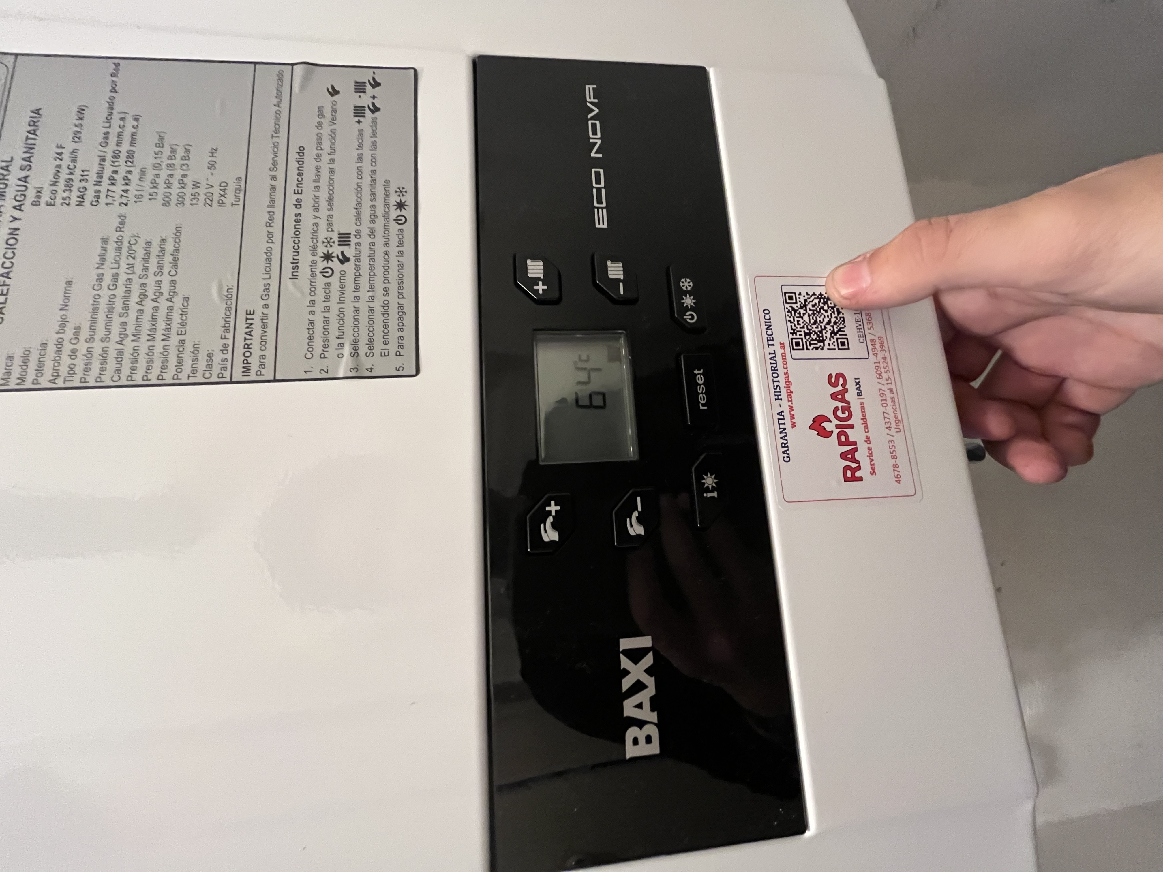 Panel de control caldera BAXI instalada por RAPIGAS